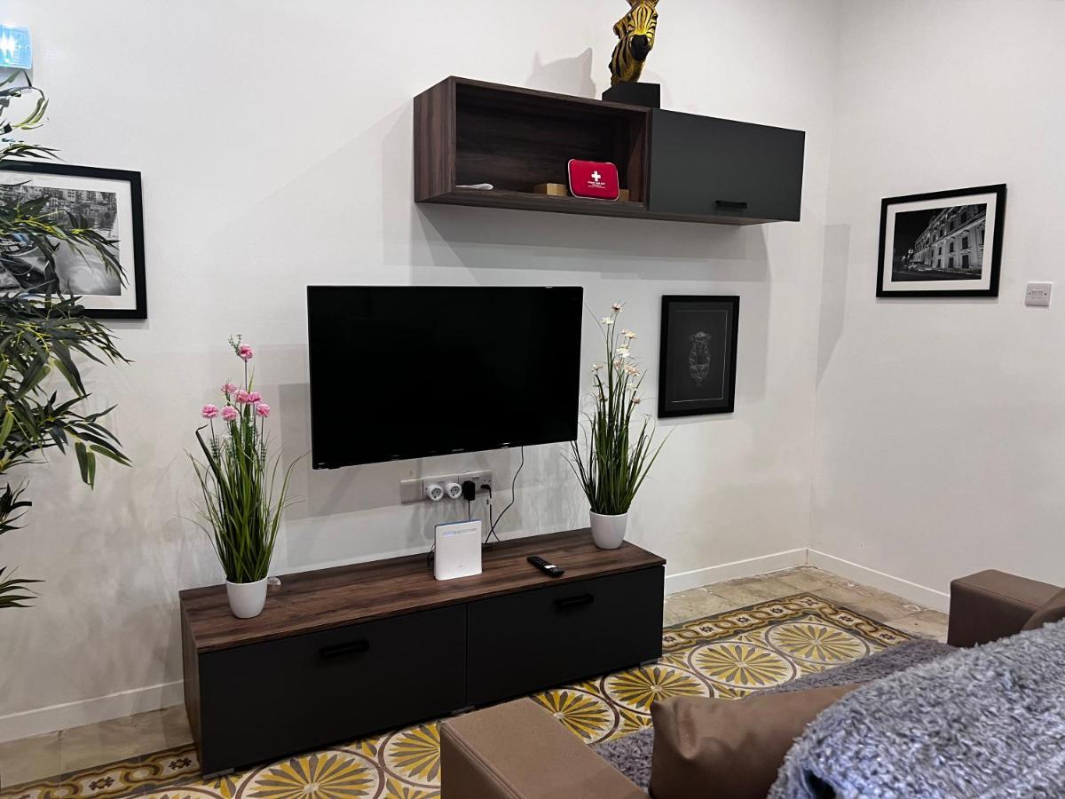Dar Barbara - Duplex 1 Double Bed Maltese Style House Villa Cospicua Kültér fotó